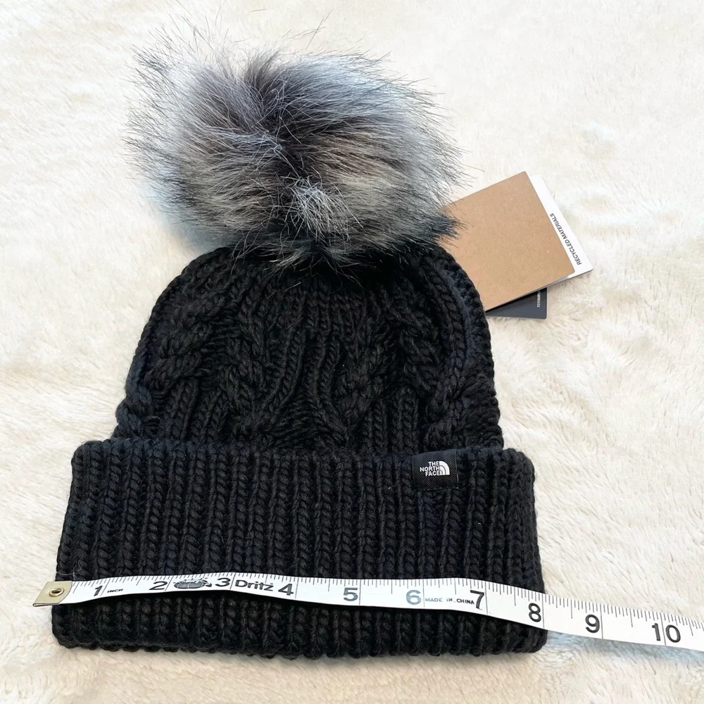NWT The North Face Kids Youth/Junior Fur Pom Beanie Hat